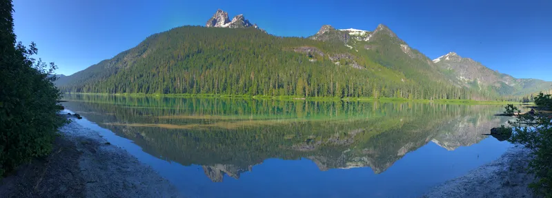 Hyas Lake